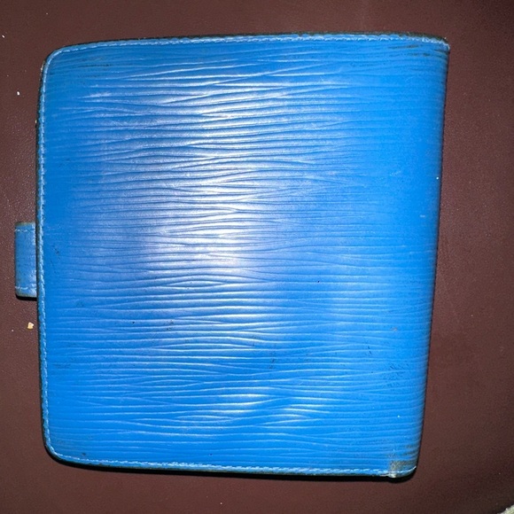Louis Vuitton Epi Authentic wallet Eclectic Blue GUC - Picture 11 of 15